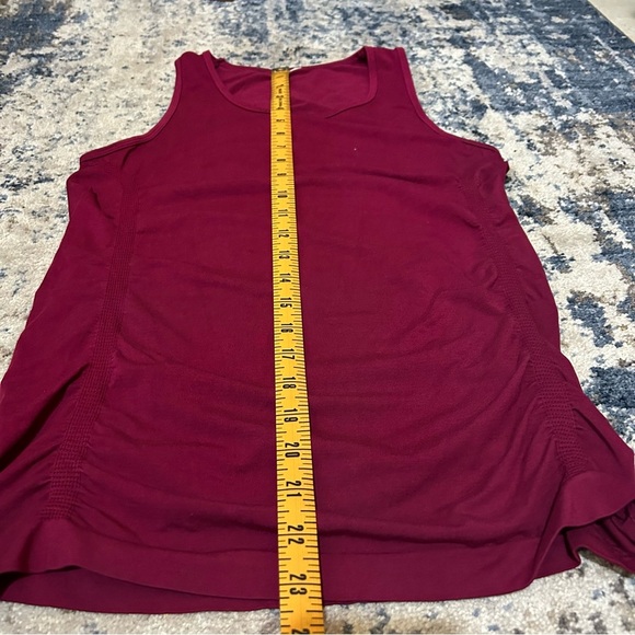 Fabletics Purple Kathie Seamless Ruched Tank Size Medium - Picture 7 of 7